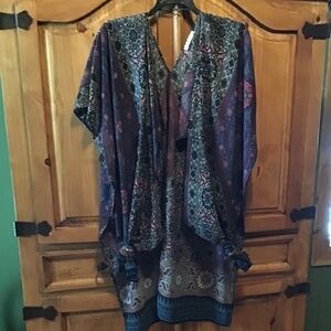 Ladie’s Oversized Print Kimono NWOT